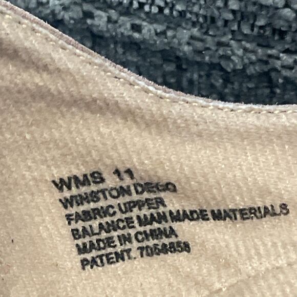 Report Sandals Womens Size 11 Pink Block Heel Ankle Strap Faux Suede Open Toe - Picture 15 of 15